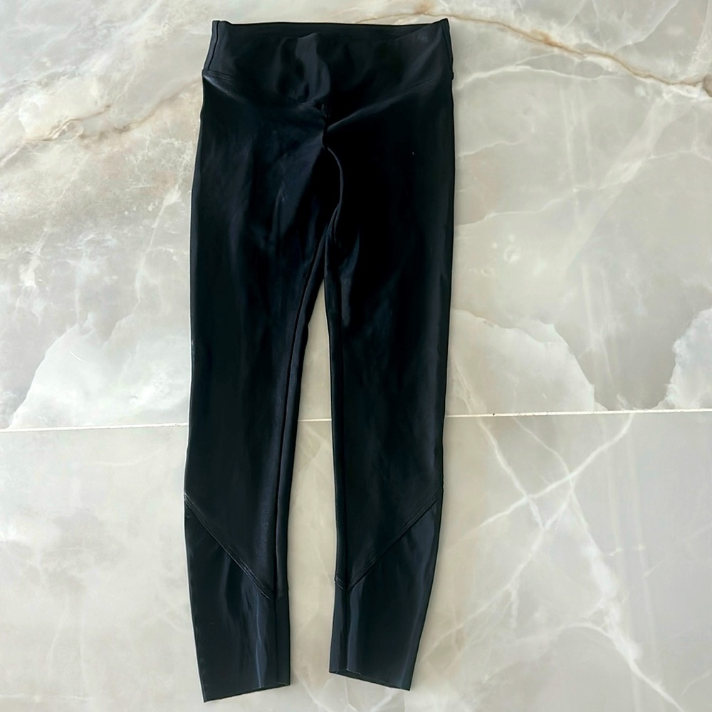 Koral Leggings Shiny